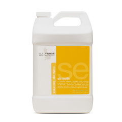 Профессиональный шампунь Isle of Dogs для шелковистой и мягкой шерсти собак Sit still 3,78л галлон